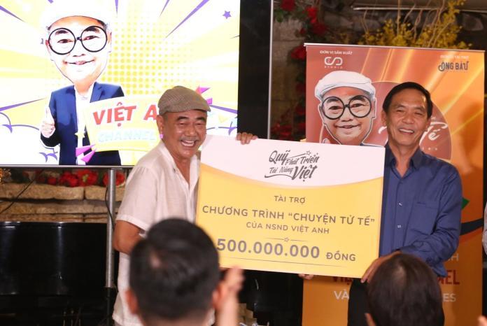 Quỹ Phát triển Tài năng Việt của Ông Bầu đã đồng hành cùng NSND Việt Anh 